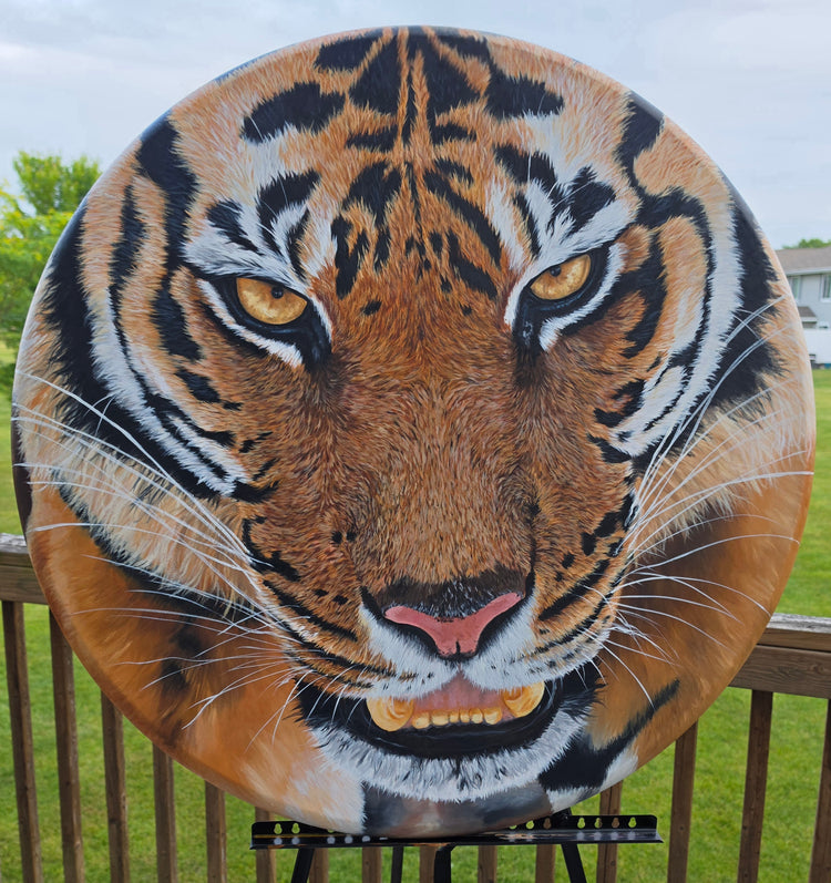 If Looks Could Kill (Tiger) by Kelli Bechtel