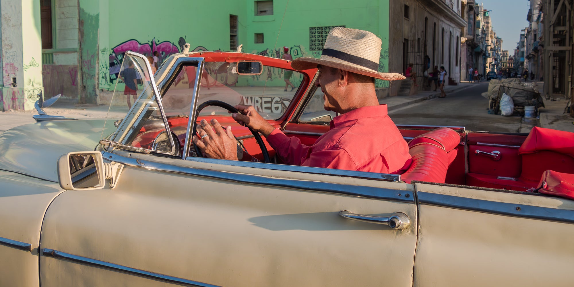 Cruising the Malecón